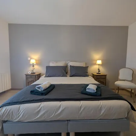Du Joliment Holiday home Consigny