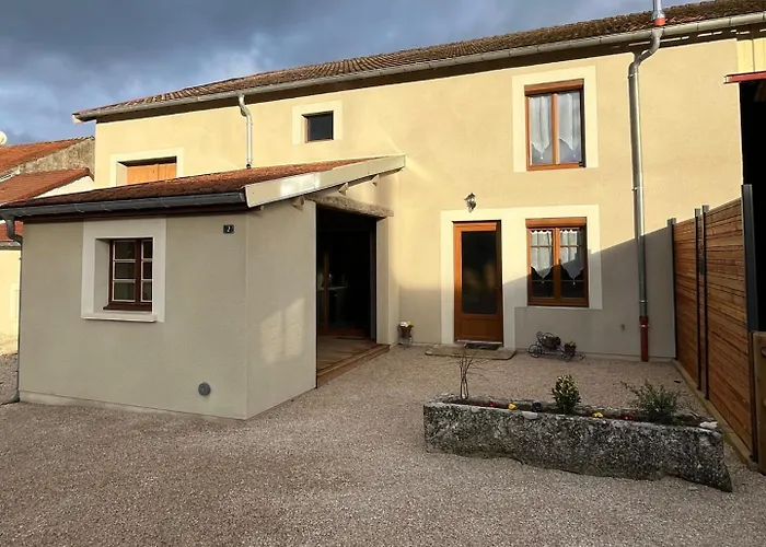 Du Joliment Contigny